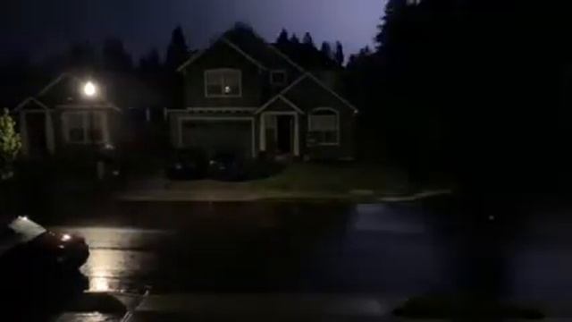 Штат Вашингтон.Гроза никогда здесь не бывает.Сергей Левитин смотреть онлайн