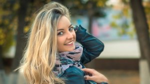 ОНА МНЕ НЕ ЖЕНА - ОТЛИЧНАЯ ПЕСНЯ!!! ПОСЛУШАЙТЕ!!!