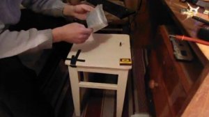 Попытка сделать самодельный конденсатор из фольги и плёнки.