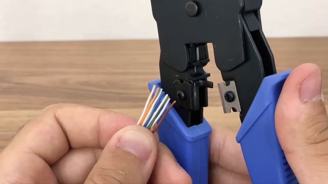 ANTSIG : How to Wire an RJ45 CAT5e Ethernet Plug смотреть онлайн