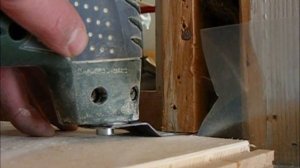 Bosch PMF 180 E Multitool - Allrounder Cutting Under Trims