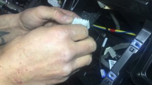 Hyundai Solaris 2021.Подключение  камеры заднего вида в штатное ГУ.Показываю как!