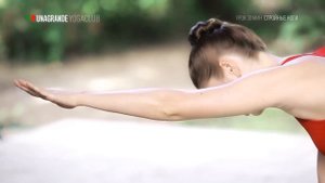 Стройные ноги за 30 минут — Йога для начинающих.