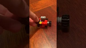 Как собрать Маленький механизм из Лего