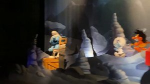 motiongate dubai smurfs Смурфики Аттракцион