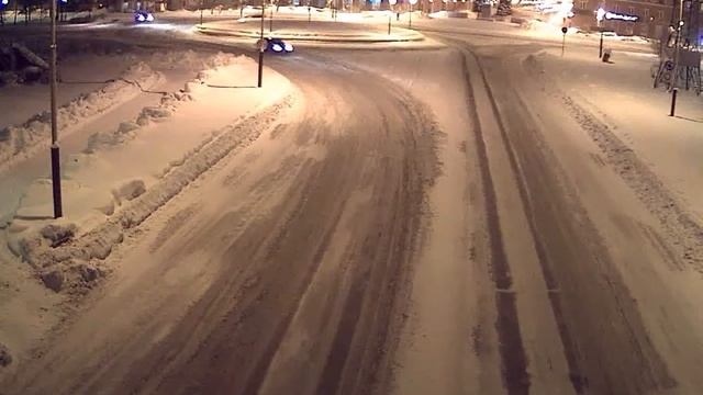 МОРДОЙ в снег.avi смотреть онлайн