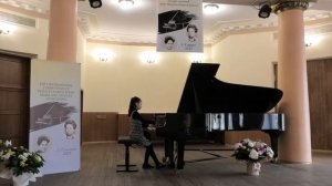 Мєнці Дуан / MIENTSI DUAN