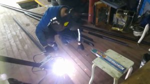 Как сделать и зарегистрировать самодельный прицеп  Сварка конструкции.