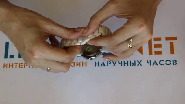 Керамические часы "WEIQIN W3209" смотреть онлайн