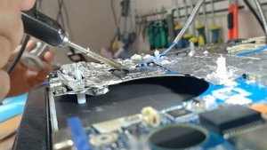 Замена видеочипа на Samsung NP-R70 на паяльной станции IR102.01P
