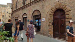 Прогулка по городку Вольтерра. Италия. Швейцария.