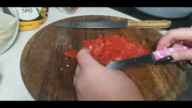 Я такого ещё не пробовала.??Пальчики оближешь.?? Казахский плов с изюмом и курицей в сковороде.???