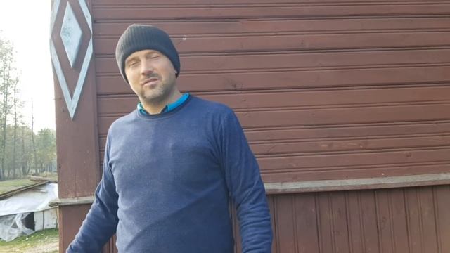 Замена крыши.Неужели у нас будет новая кровля? Первый день работ .Надеемся,что дождя не будет. смотреть онлайн