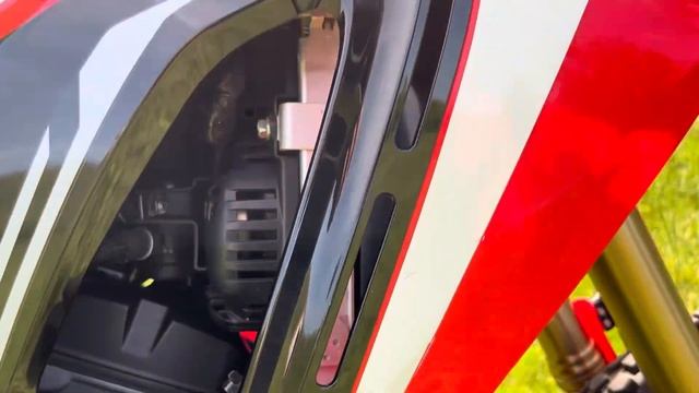 HONDA CRF 300 Rally смотреть онлайн