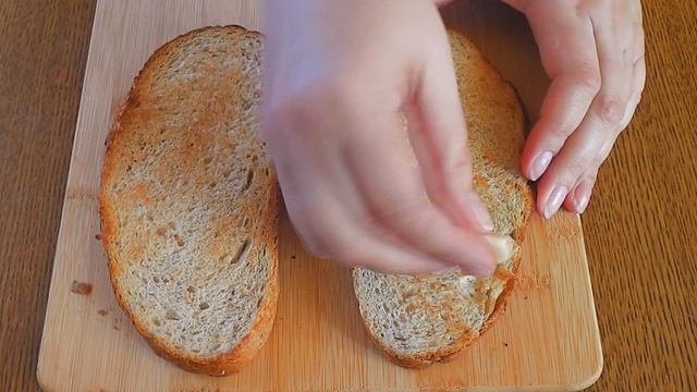 2 рецепта рыбных бутербродов - быстро, вкусно, сытно.
