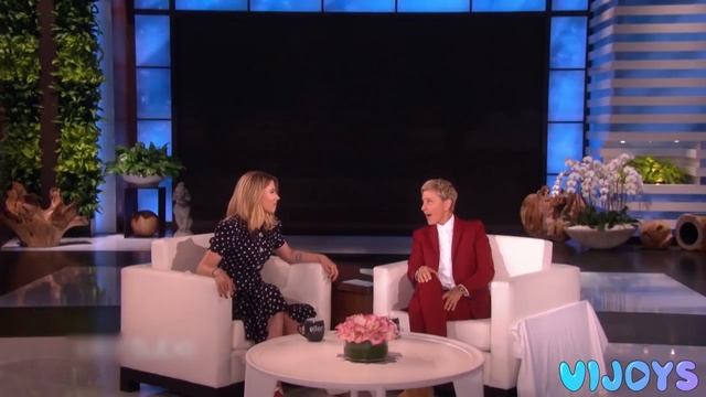 ПОЛИНА ТРУБЕНКОВА: Скарлетт Йоханссон подписана на известную блогершу? / ViJoys смотреть онлайн