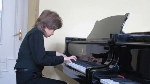 М.Мусоргский "Гопак" из оперы "Сорочинская ярмарка" Артём Шило 11л.