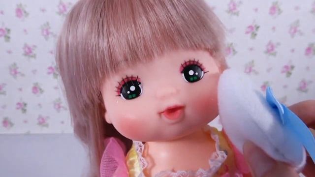 KAWAII MELL (МИЛАЯ МЕЛЛ) - японская кукла, меняющая цвет волос в теплой воде на розовый смотреть онлайн