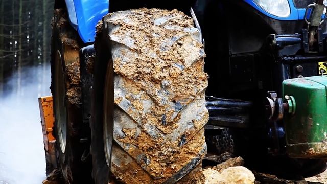 Работа камнедробилки Kirpy BPB-250. Измельчение камней смотреть онлайн