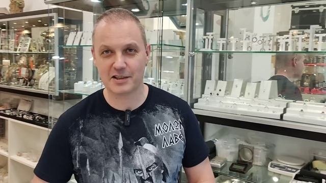 Драгоценные камни: крупные и недорогие танзаниты. Серебряные кольца с танзанитами. #драгоценныекамн