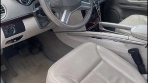 Mercedes-Benz GL350 2011