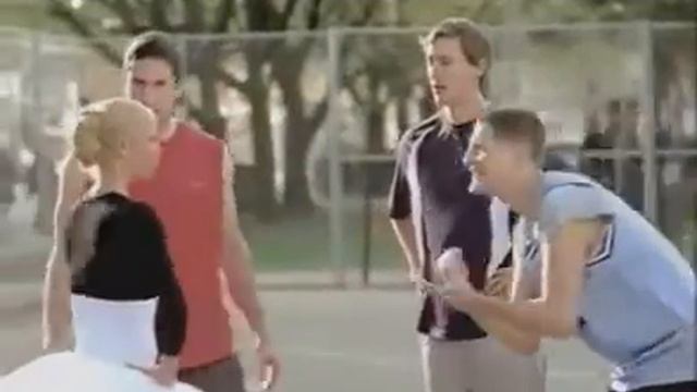 Реклама "Snickers" с Анастасией Волочковой смотреть онлайн