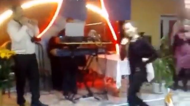 Кто сказал что русские не умеют танцевать лезгинку mp4 смотреть онлайн