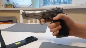 Зажигалка-пистолет «Beretta M9»