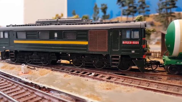 Макет  H0 "Карелия": ВЛ23 маневры смотреть онлайн