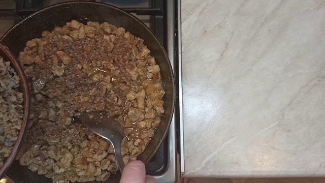 Домашние колбаски с гречкой и свининой, просто и вкусно! смотреть онлайн