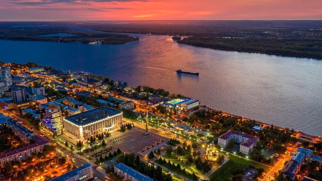 Погода город самара. Самара (город). Самара Волга. Г. Самара вид с Волги.. Самара с высоты.