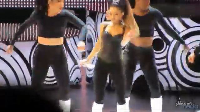 Ariana Grande - Performs ''Problem''  (Live at The Radio Disney Music Awards 2014)