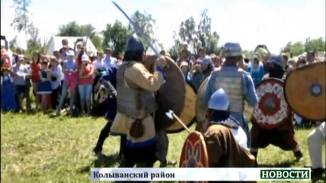 Исторический фестиваль в Колывани собрал реконструкторов со всей страны