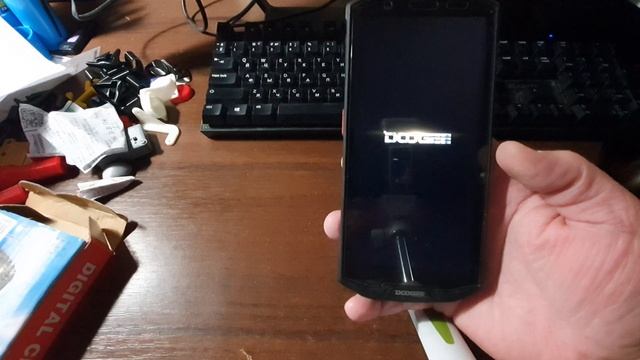 Как включать и выключать смартфон?
