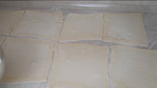 СЛОЙКИ с курицей. Невероятно вкусные. смотреть онлайн