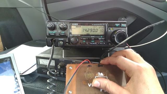 Portable 2el inverted V antenna for 20m by lz1aq at sp/lz1abc смотреть онлайн