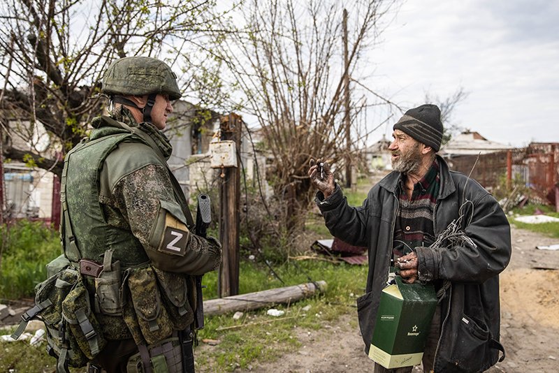 Жители города Рубежное рассказали о жестокости украинских военных / События на ТВЦ