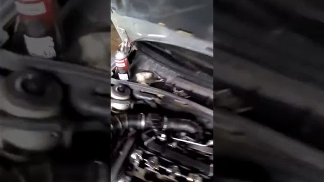 Ремонт Опель Вектра Б 2000 Замена прокладки под клапанной крышкой смотреть онлайн