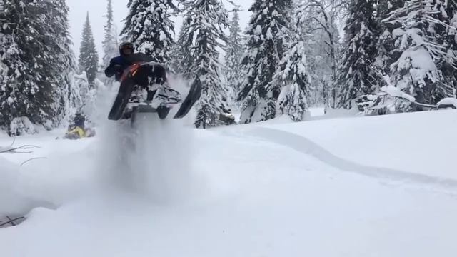 Звезда, покатушки на снегоходах смотреть онлайн