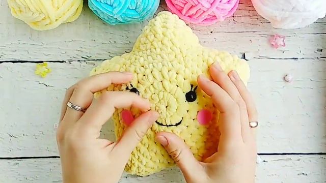 Звёздочка мечты! Плюшевая игрушка крючком. Обзор| Crocheted star смотреть онлайн