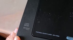 Портативный CD DVD плеер SONY DPV-FX930