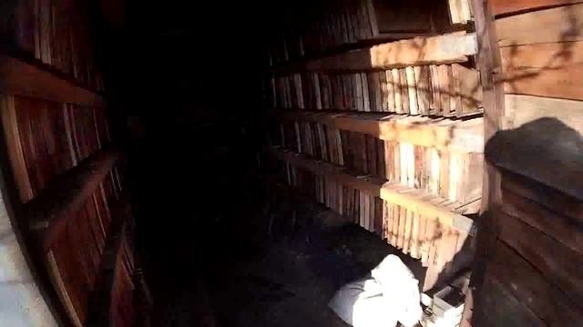 Первое расширение гнезда, подставляем сушь в гнездо