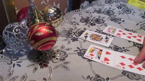 Крестовый король! Где он? С кем он? Кто у него на сердце? О ком он думает?
