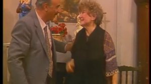 Владимир Этуш, Лидия Сухаревская, Любовь Полищук, Армен Джигарханян, в спектакле "Не заплачỳ!" 1983