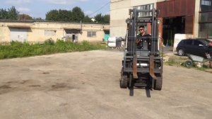 Вилочный погрузчик Nissan UD02A20PQ -  2 тонны 2007 года. Газовый автопогрузчик