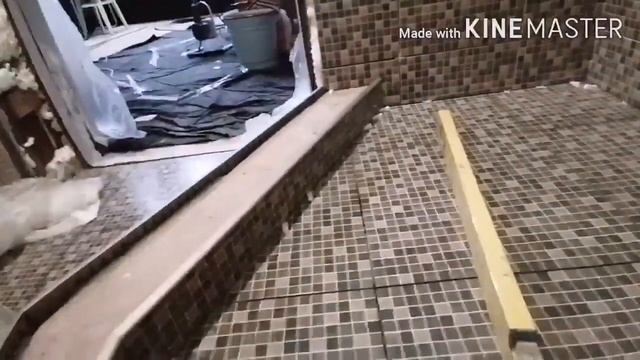 УКЛАДКА ПЛИТКИ ДУШЕВОГО ПОДДОНА | ЭПОКСИДНАЯ ЗАТИРКА | БЮДЖЕТНАЯ ВАННА. ФИНИШ смотреть онлайн