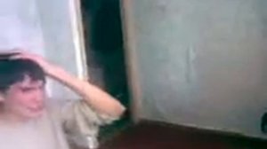 игра ложками по лбу, рЖачь полнейший