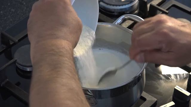 Манная каша без комочков!! Спасибо нашим мамам и бабушкам!!