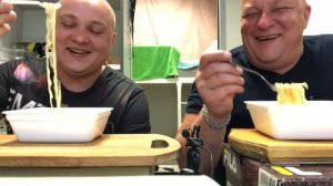 ПОПРОБУЙ НЕ ЗАСМЕЯТЬСЯ ОБЖОР ДОШИРАК ГРИБНОЙ КИЛЬКА В ТОМАТЕ МУКБАНГ MUKBANG