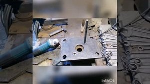 Howo A7. Хово А7. Ремонт подушки рессоры.